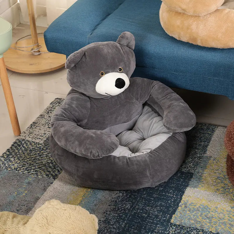 Cozy Bear Hug Plush Pet Bed – Winter Warmth & Comfort for Cats & Dogs!