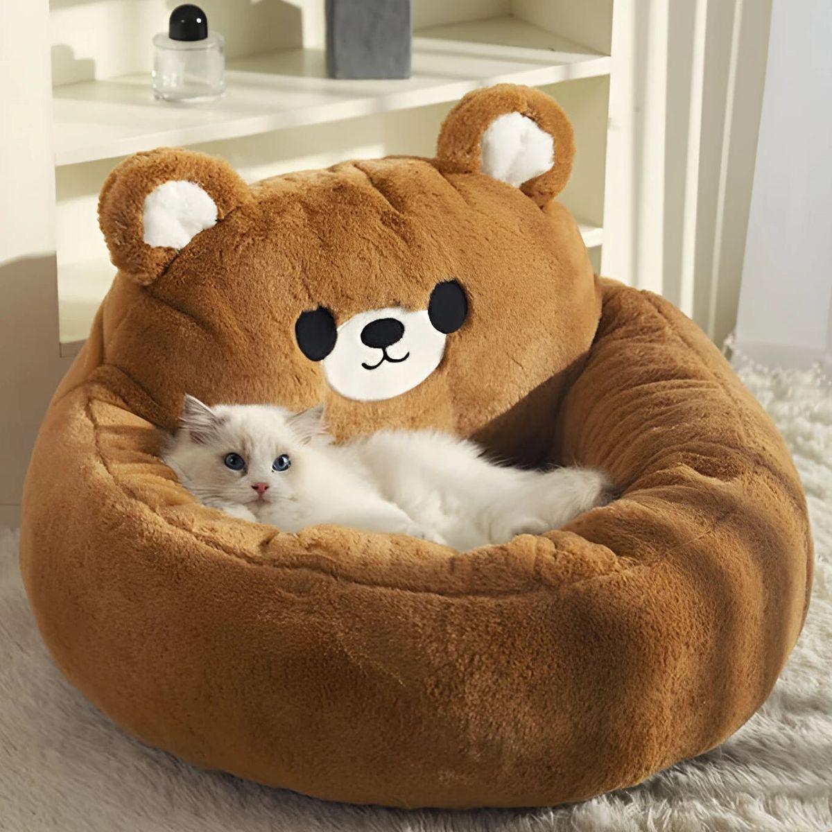 Cozy Bear Hug Plush Pet Bed – Winter Warmth & Comfort for Cats & Dogs!