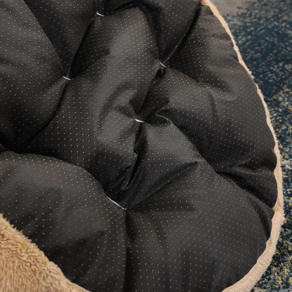 Cozy Bear Hug Plush Pet Bed – Winter Warmth & Comfort for Cats & Dogs!